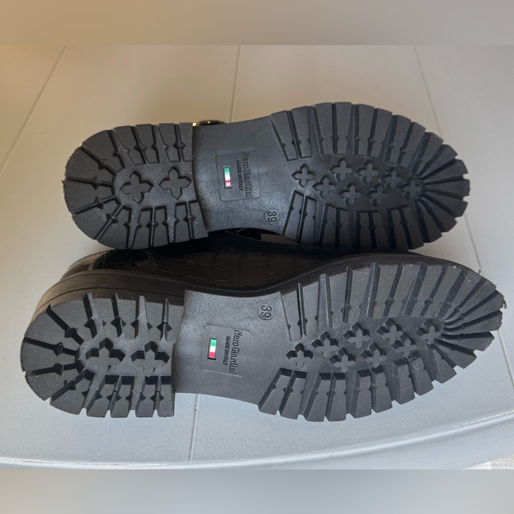 NWT Nero Giardini Croc Embossed Lug Sole Mary Jane - Picture 4 of 4